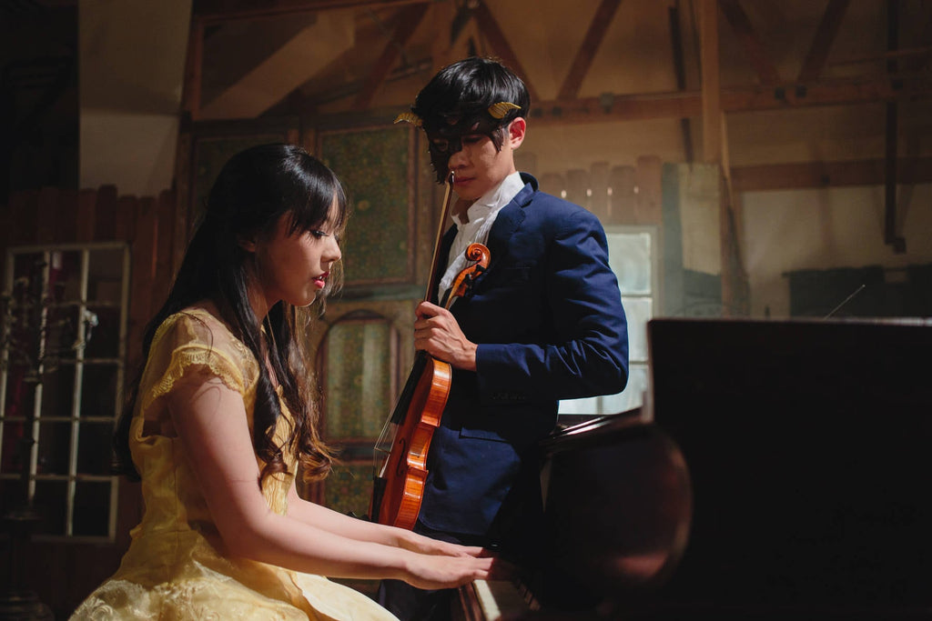 Beast of the Opera - Handmade Genuine Leather Mask with Horns in Natural Colors